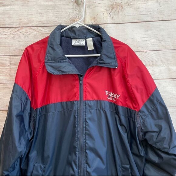 VINTAGE VENGO TOMMY SPORTS SPELL OUT WINDBREAKER - Picture 3 of 10